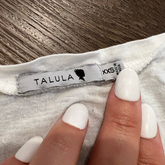 Aritzia t shirt - Picture 4 of 5